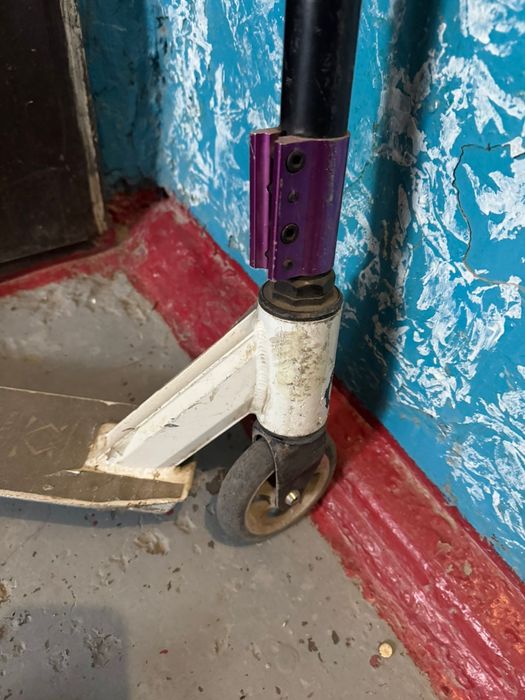 Продается самокат подросковый металлически