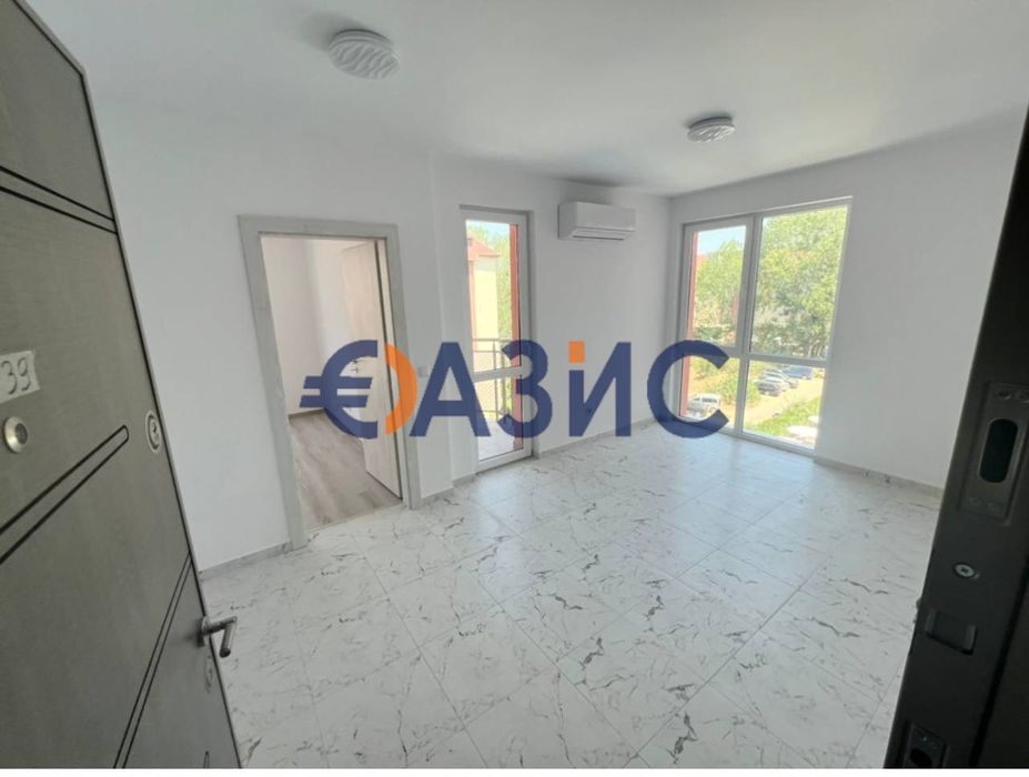 Продава се Двустаен апартамент в к.к. Слънчев бряг - 43 кв.м за 1415 €/кв.м - Снимка #6