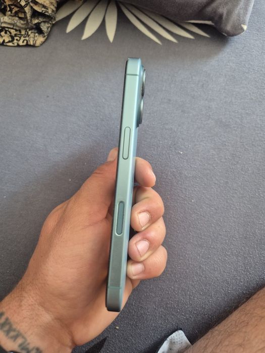 Se vinde Iphone 16