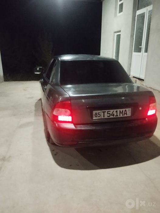 Лада приора седан