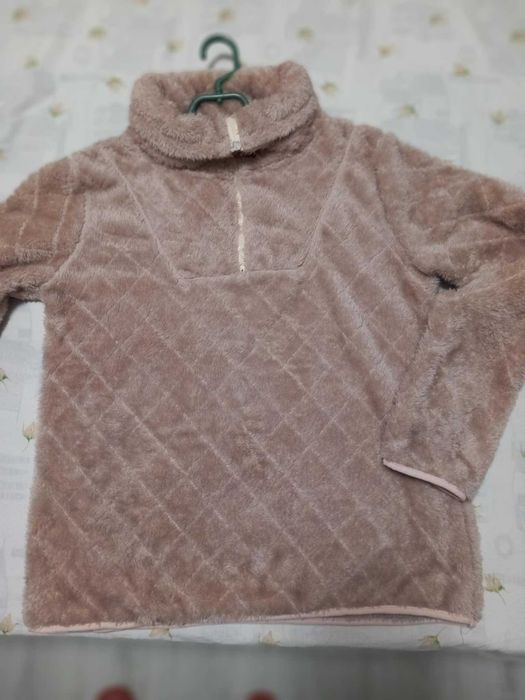 Дамско пухено якенце