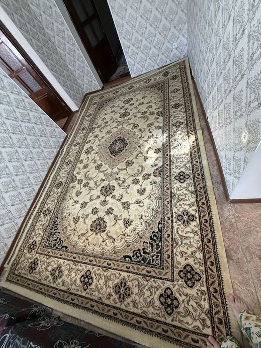 Продается ковер 2,5х4м Кілем сатылады