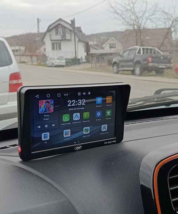 GPS-ul TANC mic- cu android PNI S937 PRO+ecran 7" - livetrafic-4 gb ram-64 gb memorie