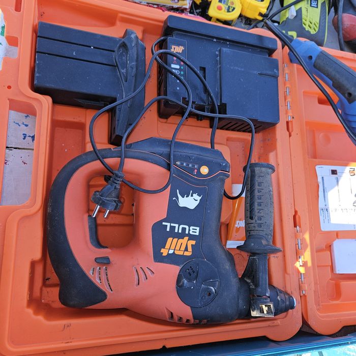 Rotopercutor spit Bull