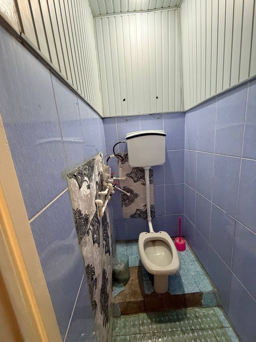 Срочно ижарага берилади обстановка оилага 2 хона 2- етаж Хокимият