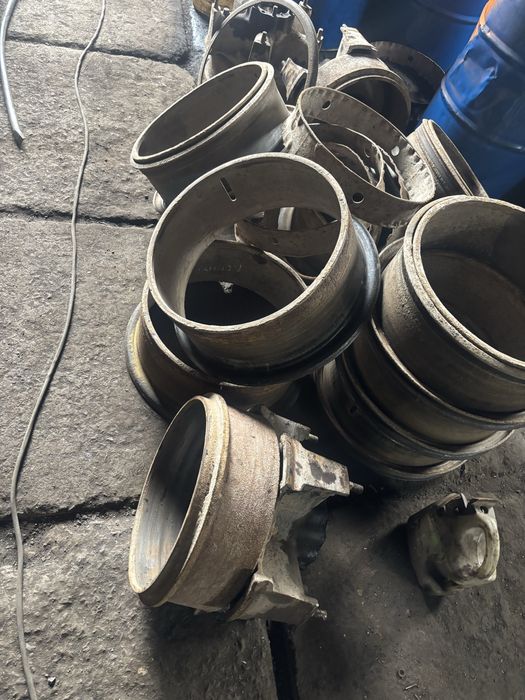 Запчасти камаз имееться много чего