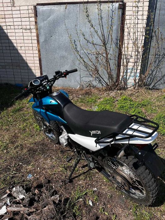 Продам мотоцикл яки 250