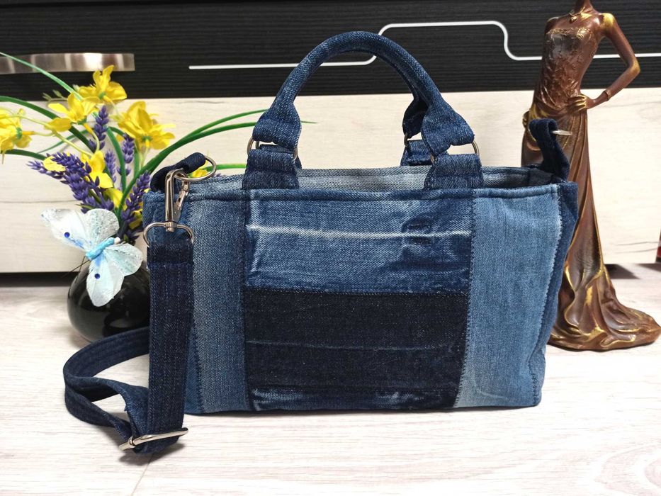 Ръчно изработена малка дънкова чанта