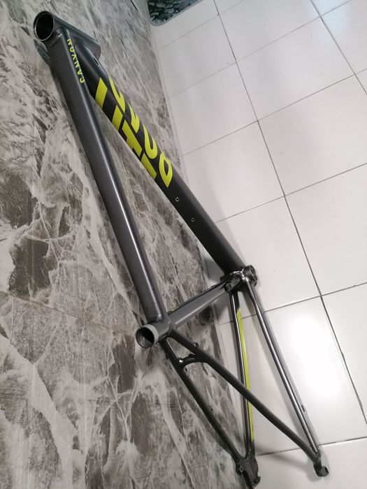 CANYON  Алуминиева рамка  шосе-гравел