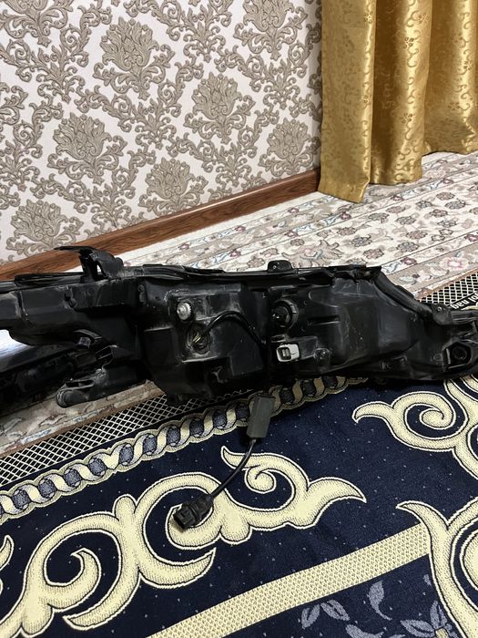 Фара Камри 75  /  70