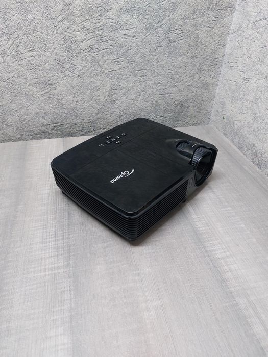 Optoma DX329
Проектор HDMI, USB