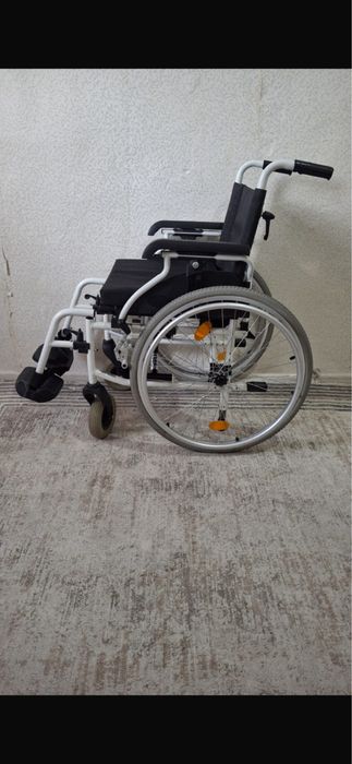 Инвалидный коляска