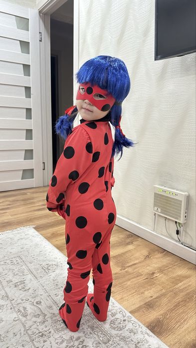 Продам костюм новогодний карнавальный Леди Баг