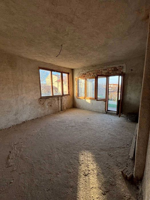 Продава се Къща в с. Брестник, Област Пловдив - 350 кв.м за 510 €/кв.м - Снимка #4