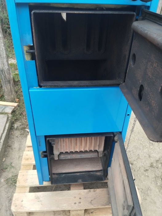 Centrala pe lemne de vânzare