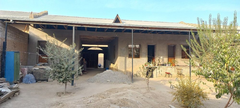 Назарбек   текстил   5  соток   ховли  жой   сотилади