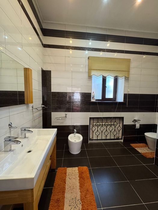 Сдам дом 10 комнат в аренду!