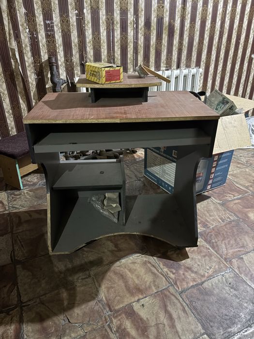 Отдам мебель телевизор и тд