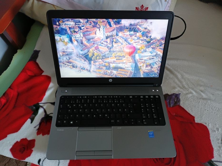 Vand laptop hp ieste ok