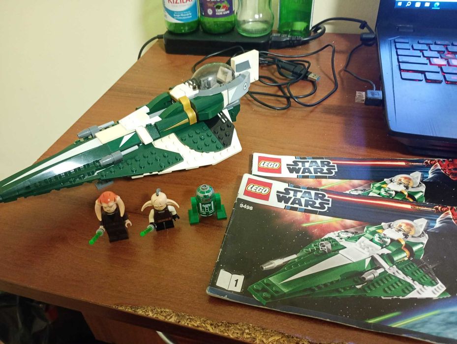 LEGO Star Wars Saesee Tiin's Jedi Starfighter 9498