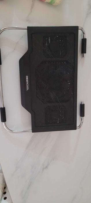 Охлаждающая подставка для ноутбука DeepCool