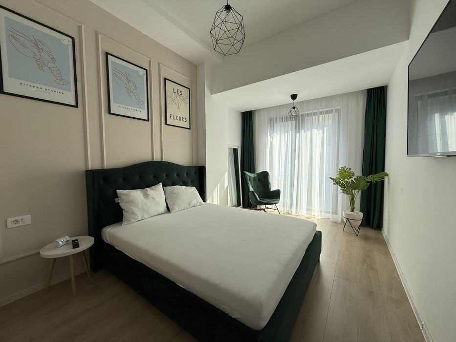 Închiriez-Regim Hotelier-Apartament 2 camere/Bloc Nou