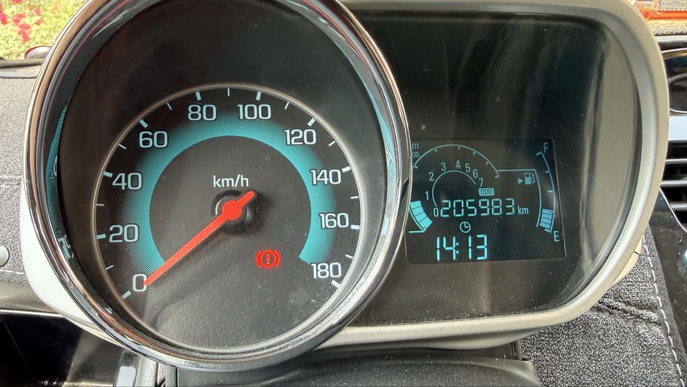 Chevrolet spark /2018 2 позиция