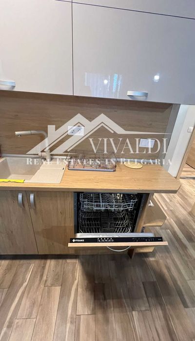 Дава се под наем Тристаен апартамент в к.к. Св.Св. Константин и Елена - 85 кв.м за 897.6 € - Снимка #5