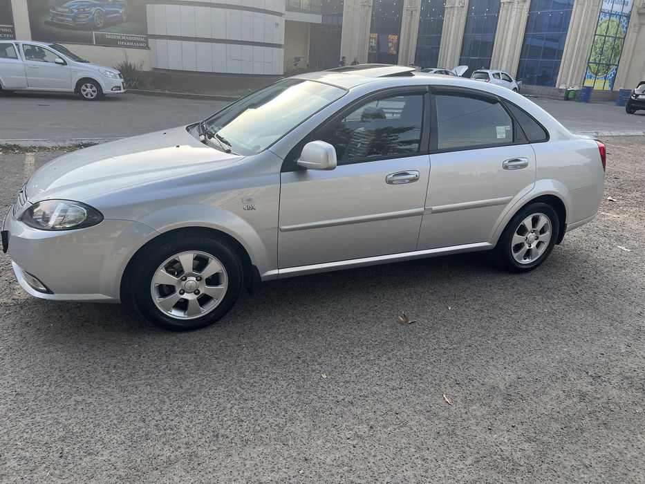 Gentra 2017 3 pozitsiya sotiladi. Urilmagan. 74 500 probeg