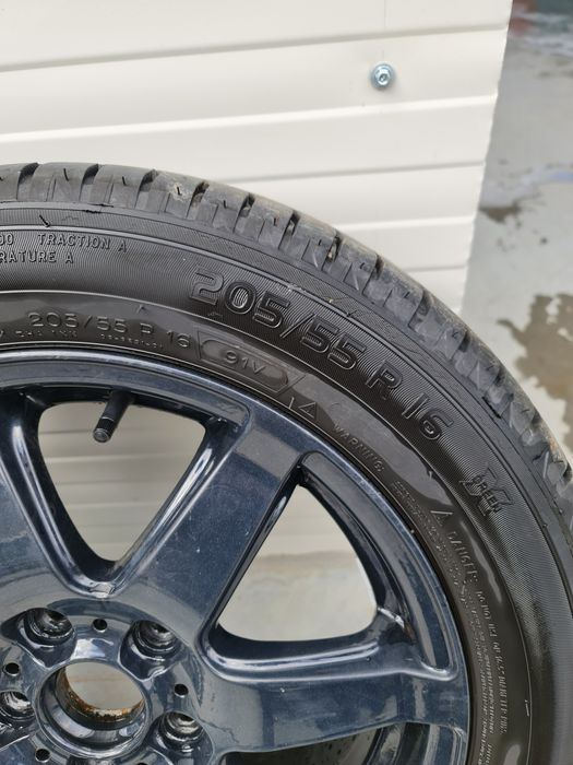 Vând set 4 roți de vară 5x112