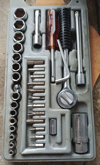 Набор ключей и насадок