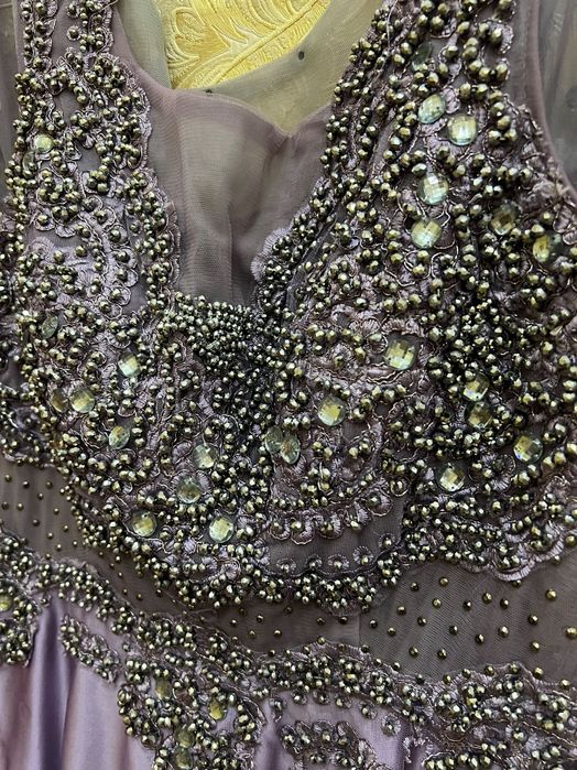 Вечернее платье в хорошем состоянии и производство Турция