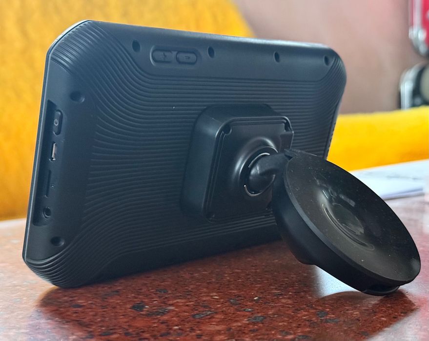 Навигация за камион Garmin Dezl 780 LMT-D