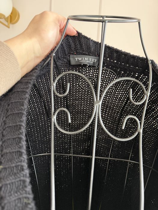 Плетена рокля Twin set, Zara и пуловер цветен