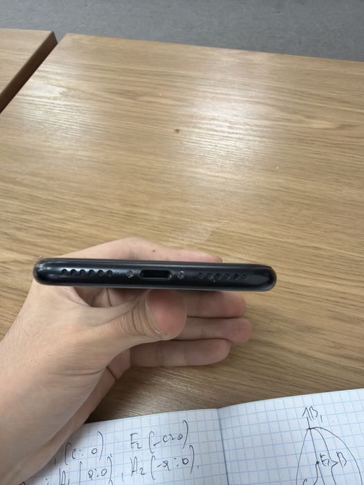 iPhone SE2020 64GB 93%