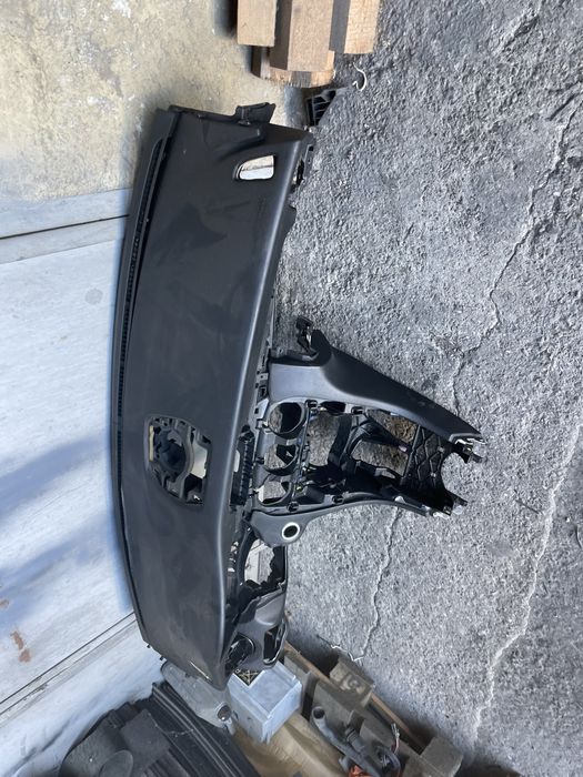 Мерцедес C w205 Арматурно табло