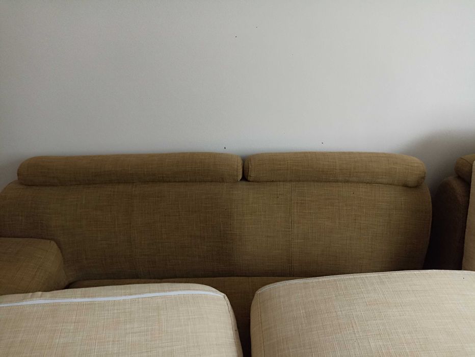 Ъглов диван с лежанка. Изключително здрав и много добре запазен!