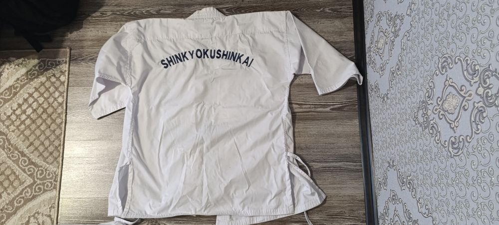 Продам кимано 7000