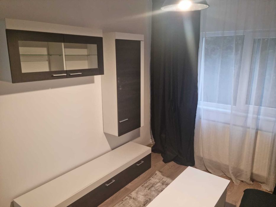 Inchiriez apartament 3 camere central Giurgiu