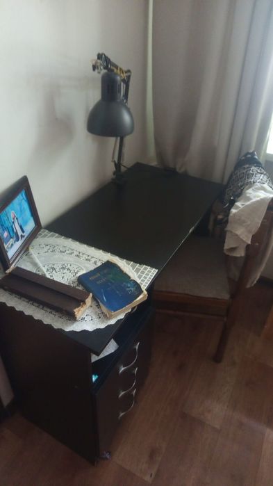 Стол письменный черный
