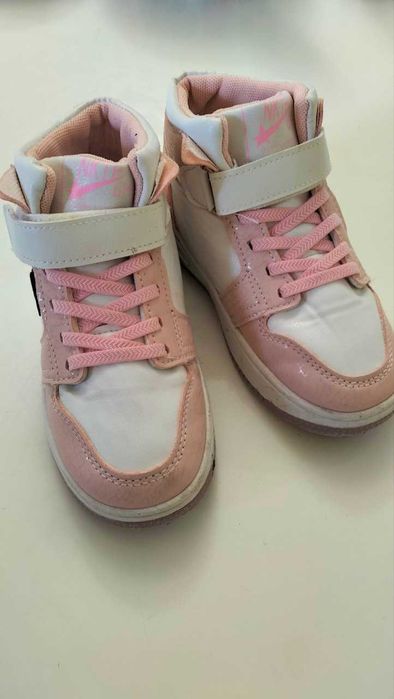 Детские кроссовки 31 размер