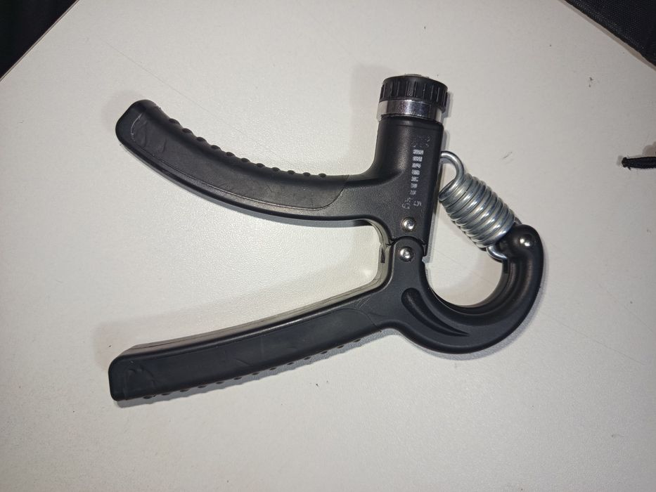 Прадам  Эспандер