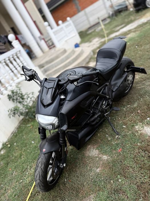 Ducati Diavel *CARBON* DRT!!
