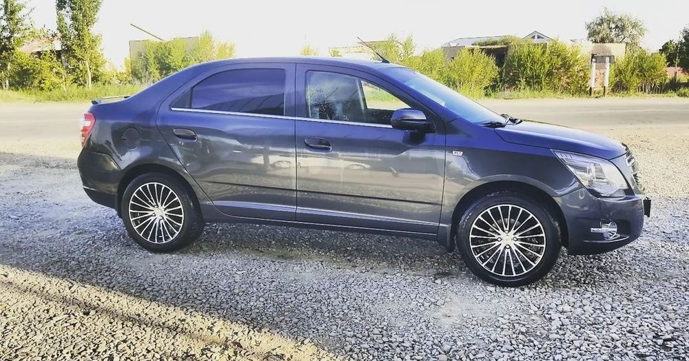 17 диска сотилади