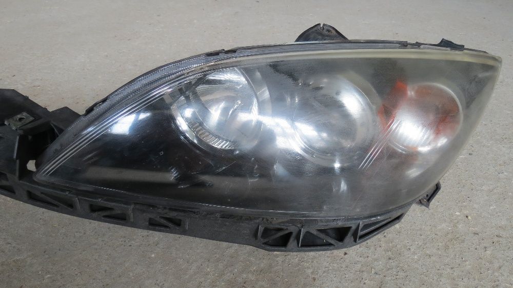 Стоп Стопове Фар Фарове волан крик Mazda 3 hatchback