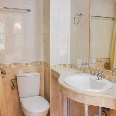 Дава се под наем Тристаен апартамент в София, Люлин 8 - 120 кв.м за 450 € - Снимка #9