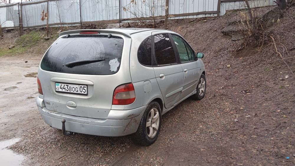 Авто рассрочка обмен Рено сеник