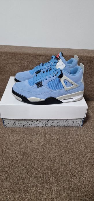 Adidasi Jordan 4 University Blue
