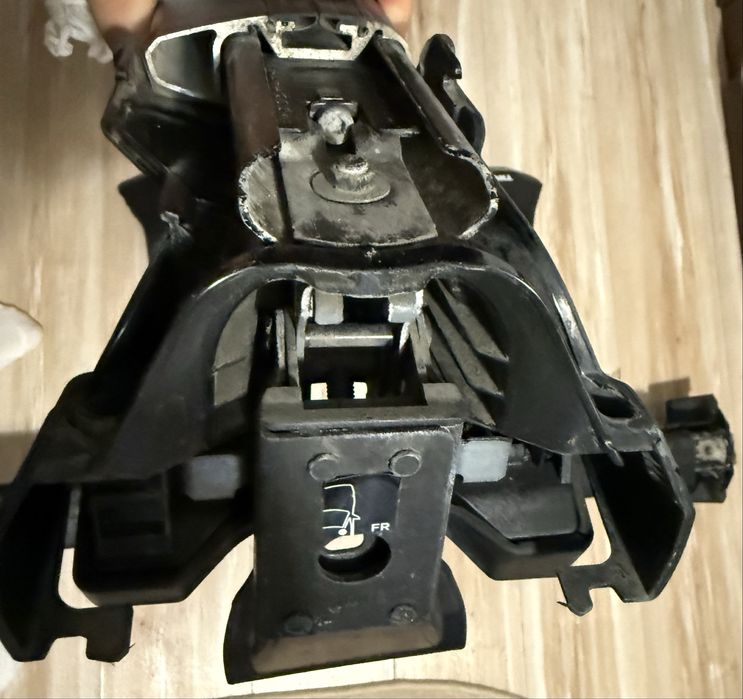 Bare portbagaj Thule WingBar Edge Black + Clamp + Kit 5294