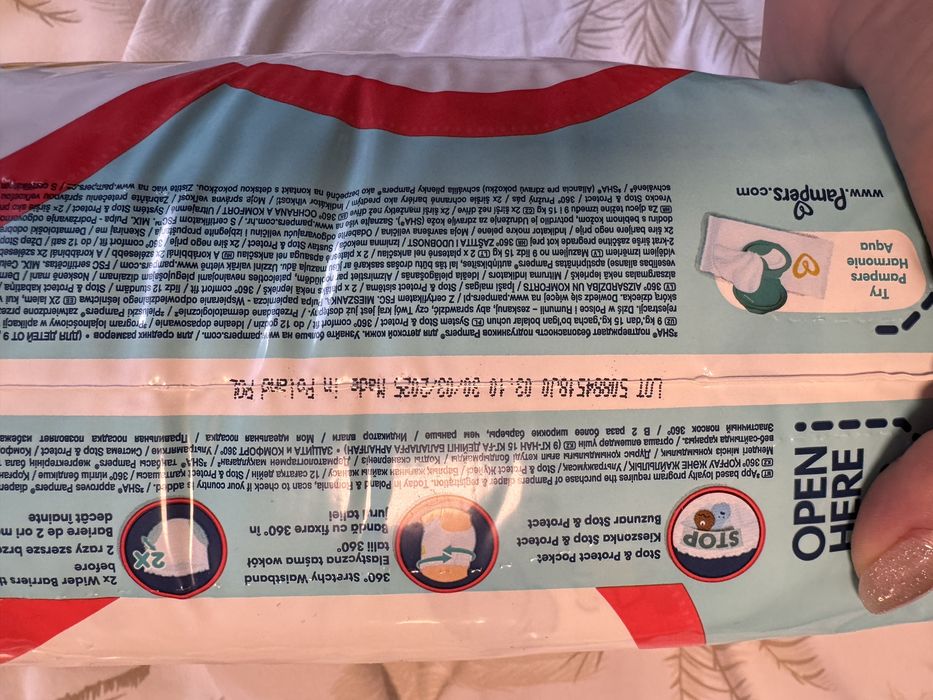 Нов пакет памперси pampers pants premium care 4